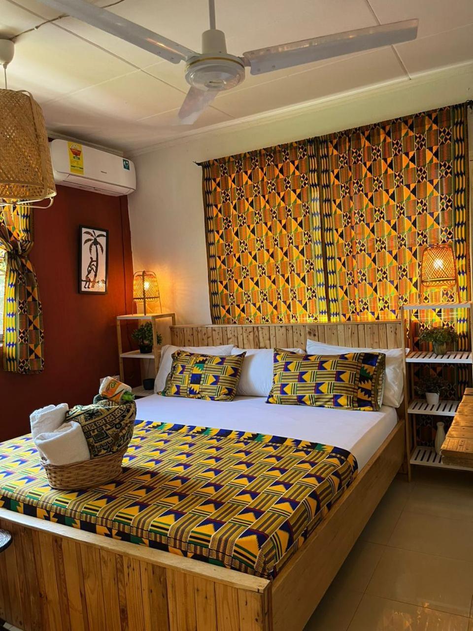 African Treasure Beach Resort Kokrobite Exterior photo